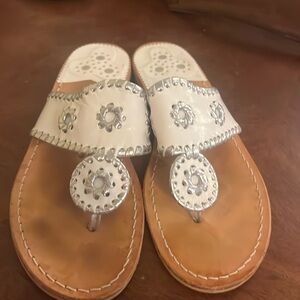 Jack Rogers flat sandals, white and silver size 8M great shape